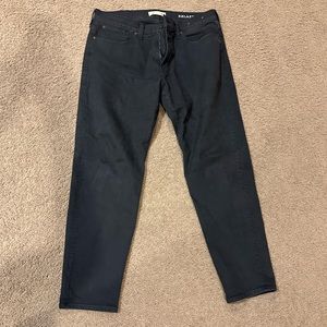 Relaxed taper (not same color as model) obsidian 35x32